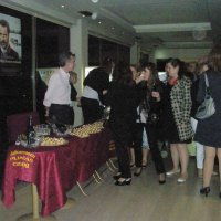 Cine - Ο Θεός Αγαπάει το Χαβιάρι 20.10.2012